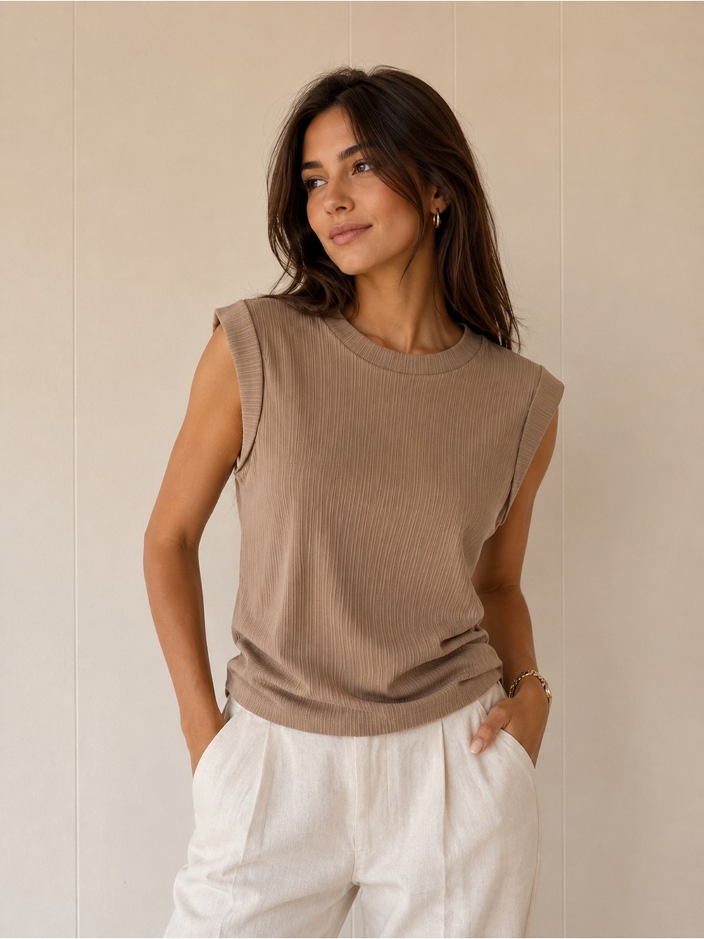 ✨ NWT Nine West Ribbed Sleeveless Top ✨